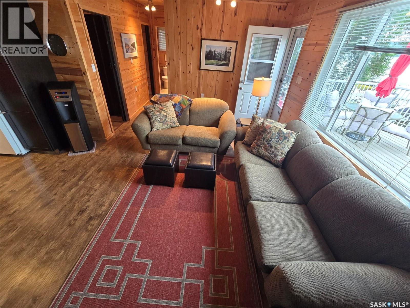 620 Surfside Drive E, Crooked Lake, SK - Indoor Photo Showing Living Room