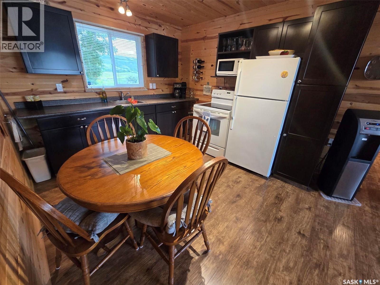 620 Surfside Drive E, Crooked Lake, SK - Indoor Photo Showing Dining Room