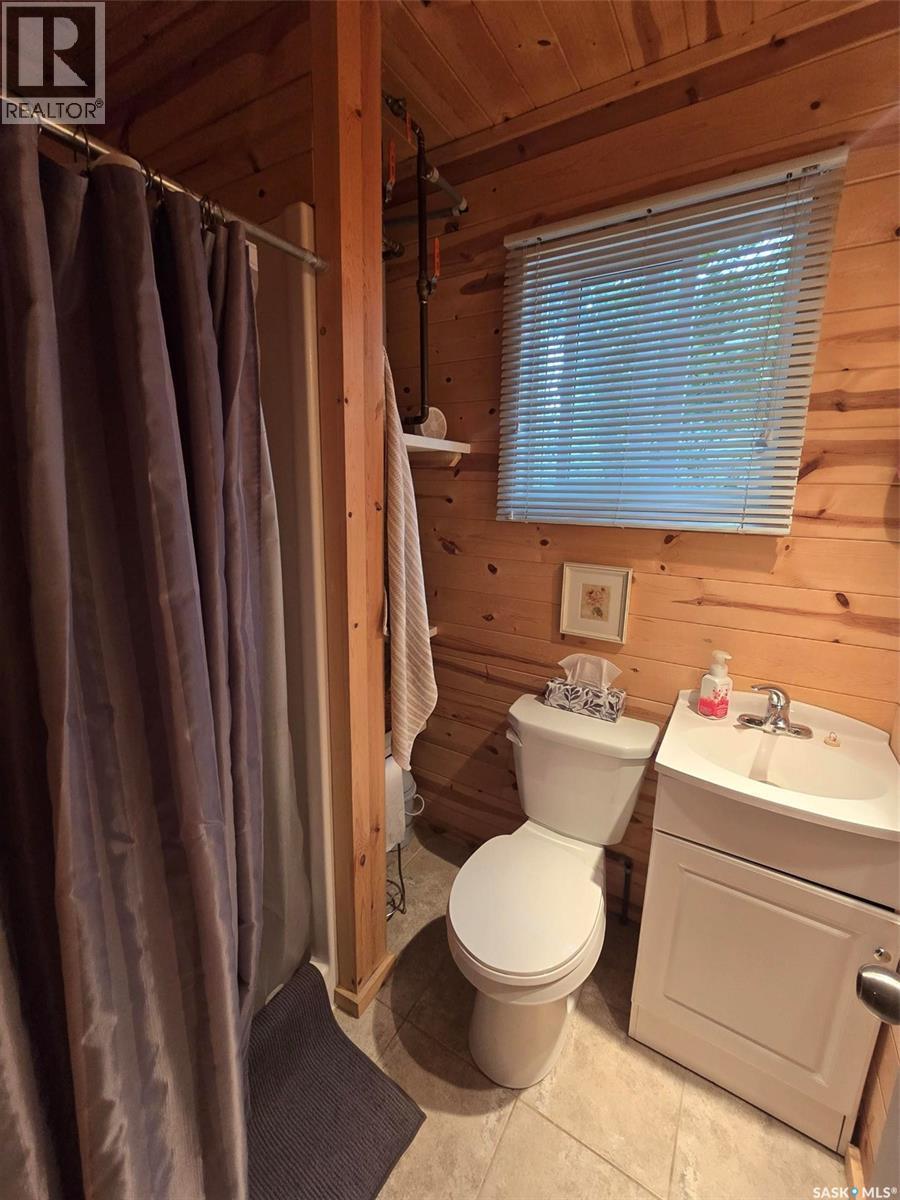 620 Surfside Drive E, Crooked Lake, SK - Indoor Photo Showing Bathroom