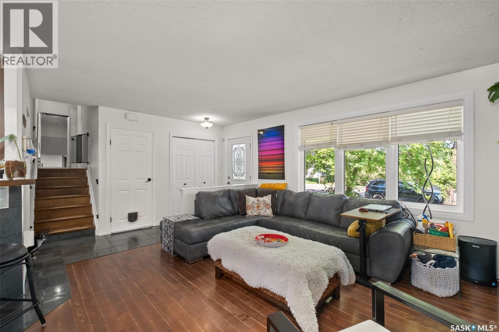 3075 Sherman Drive, Prince Albert, SK - Indoor Photo Showing Living Room