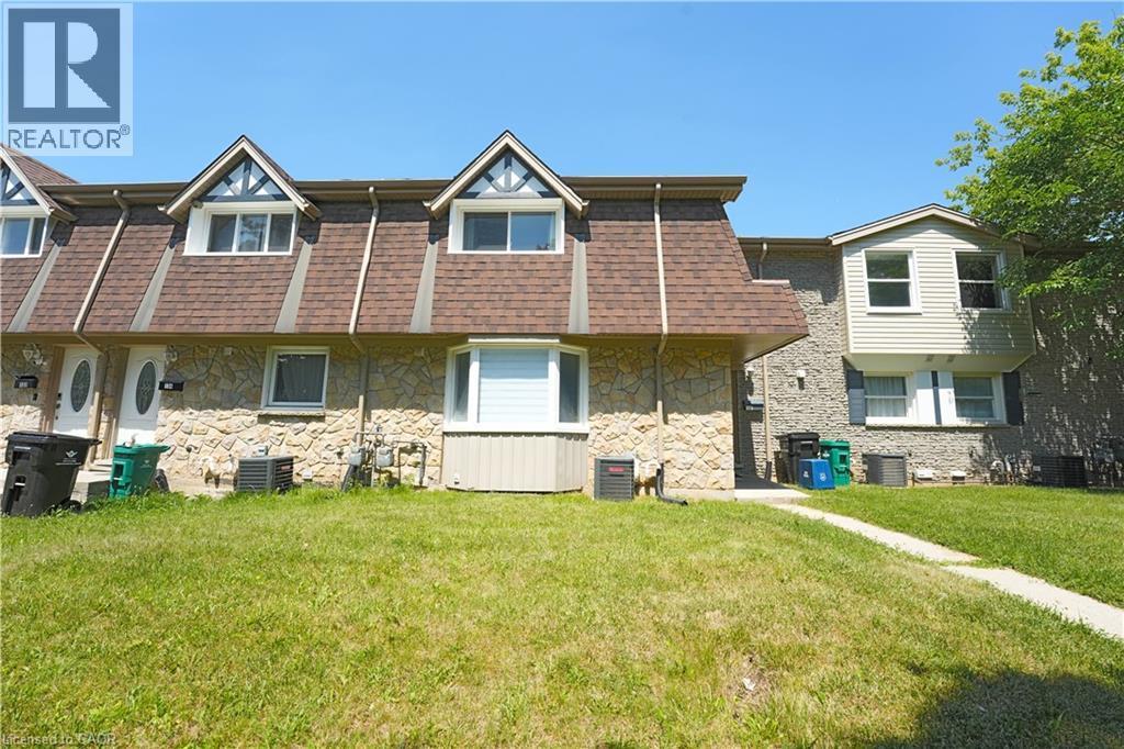 136 Jansen Avenue, Kitchener, ON - Outdoor