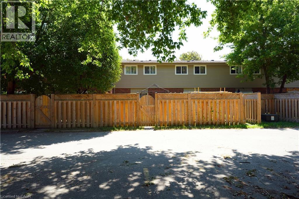 136 Jansen Avenue, Kitchener, ON - Outdoor
