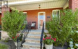 50 BROOKSIDE AVENUE Toronto, ON M6S 4G7