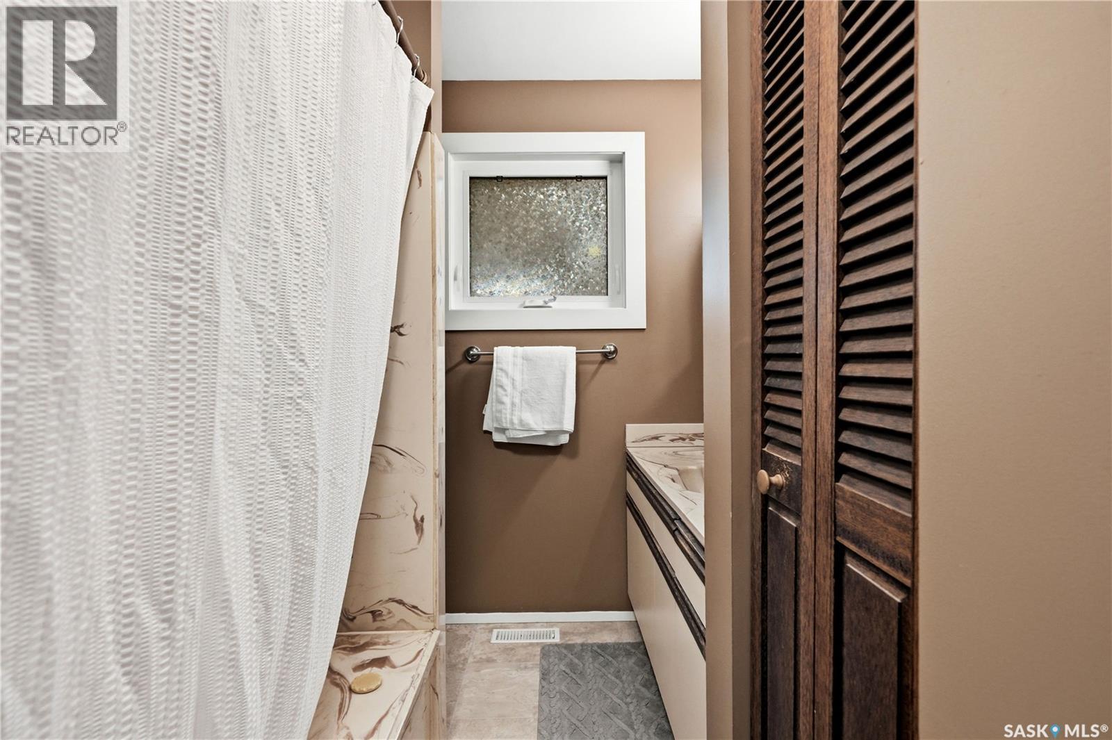 130 Flavelle Crescent, Saskatoon, SK - Indoor