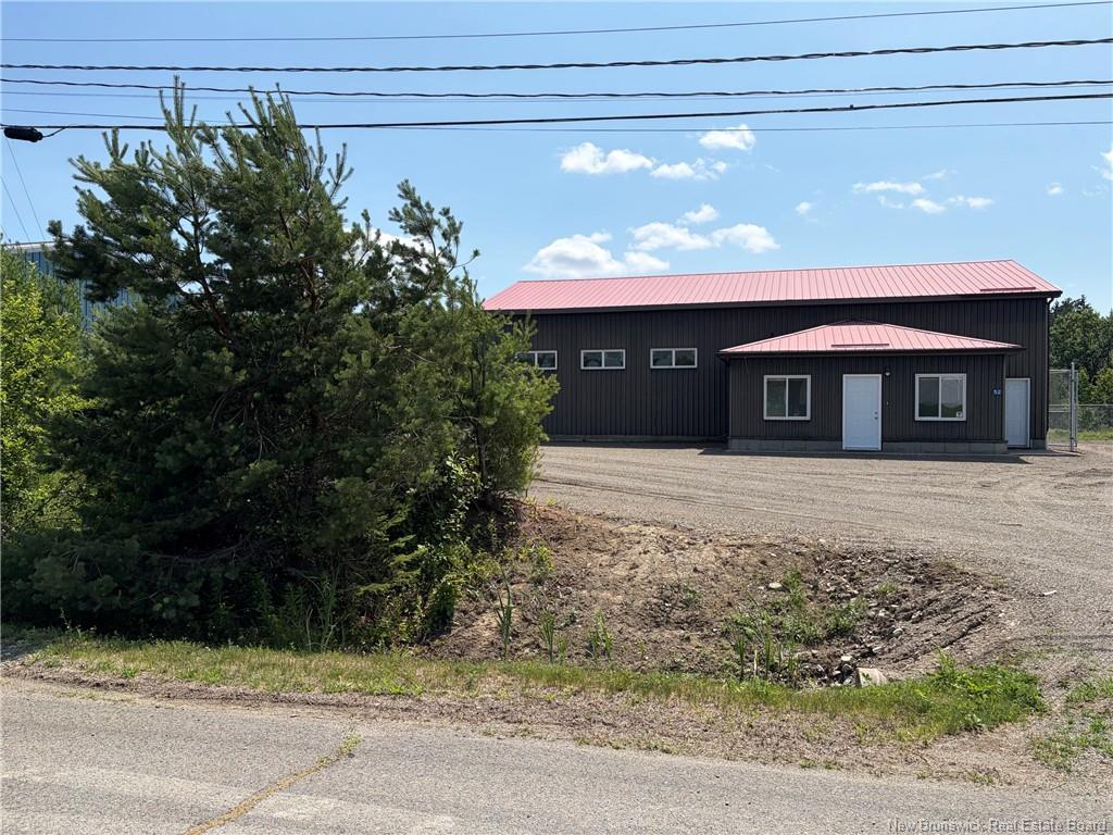 52 Progress Dr, Saint Stephen, NB