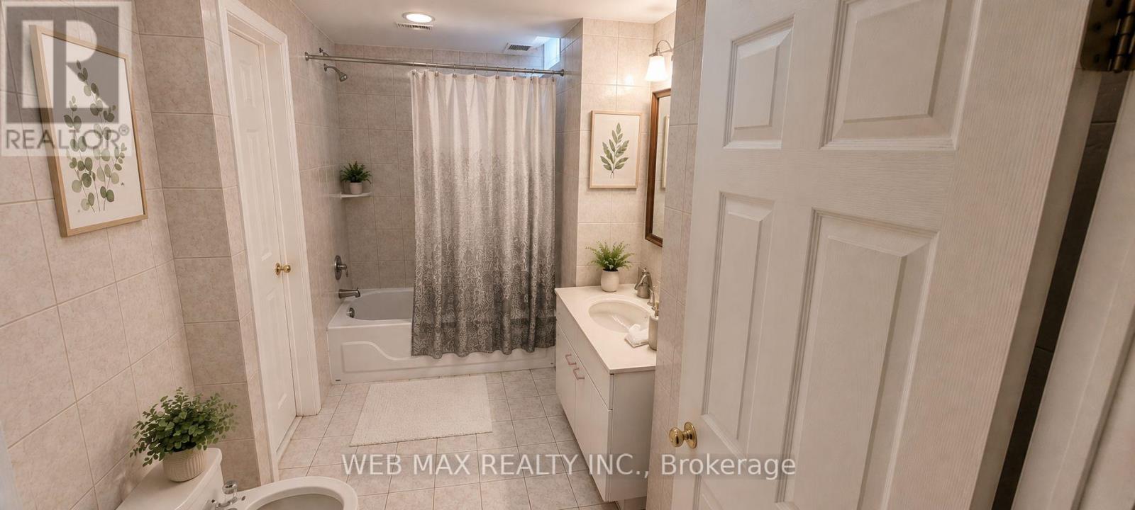 4pc bathroom in basement - 22 Ashbury Crescent, Caledon, ON - Indoor Photo Showing Bathroom