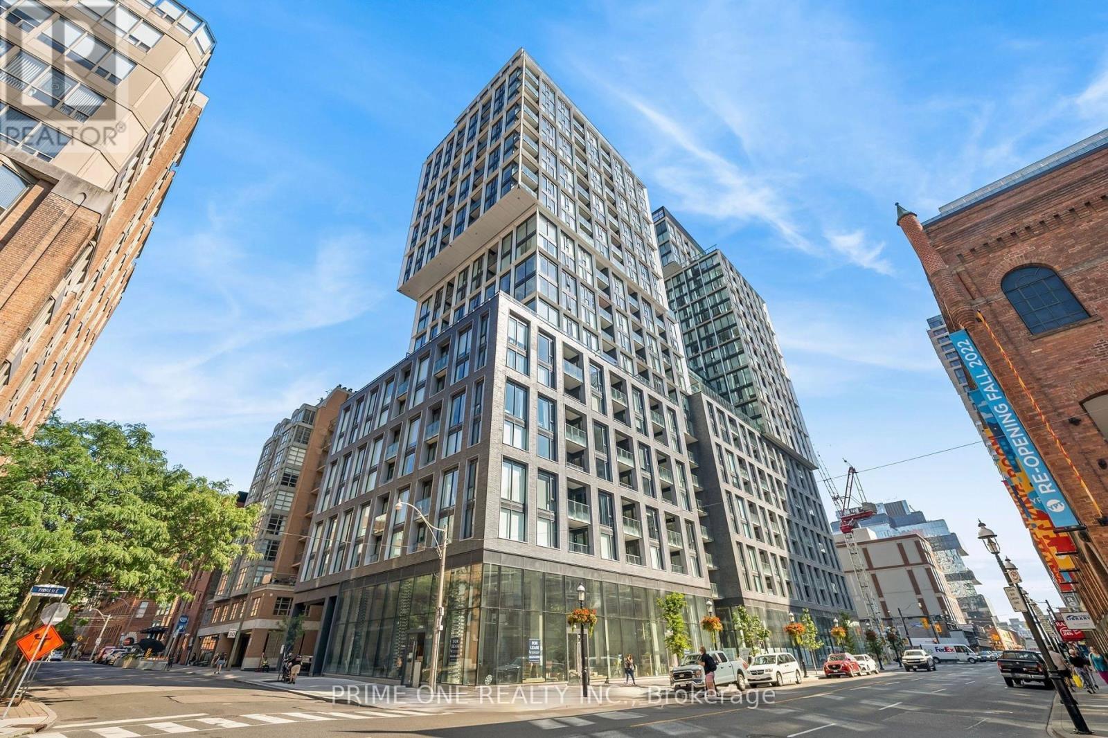 1114 - 158 Front Street E, Toronto, ON - Outdoor With Facade