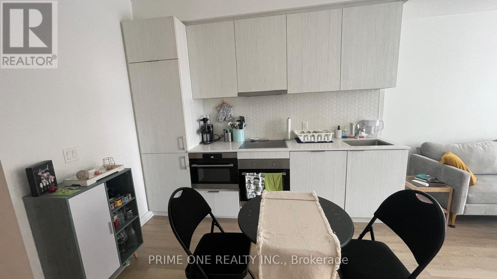1114 - 158 Front Street E, Toronto, ON - Indoor