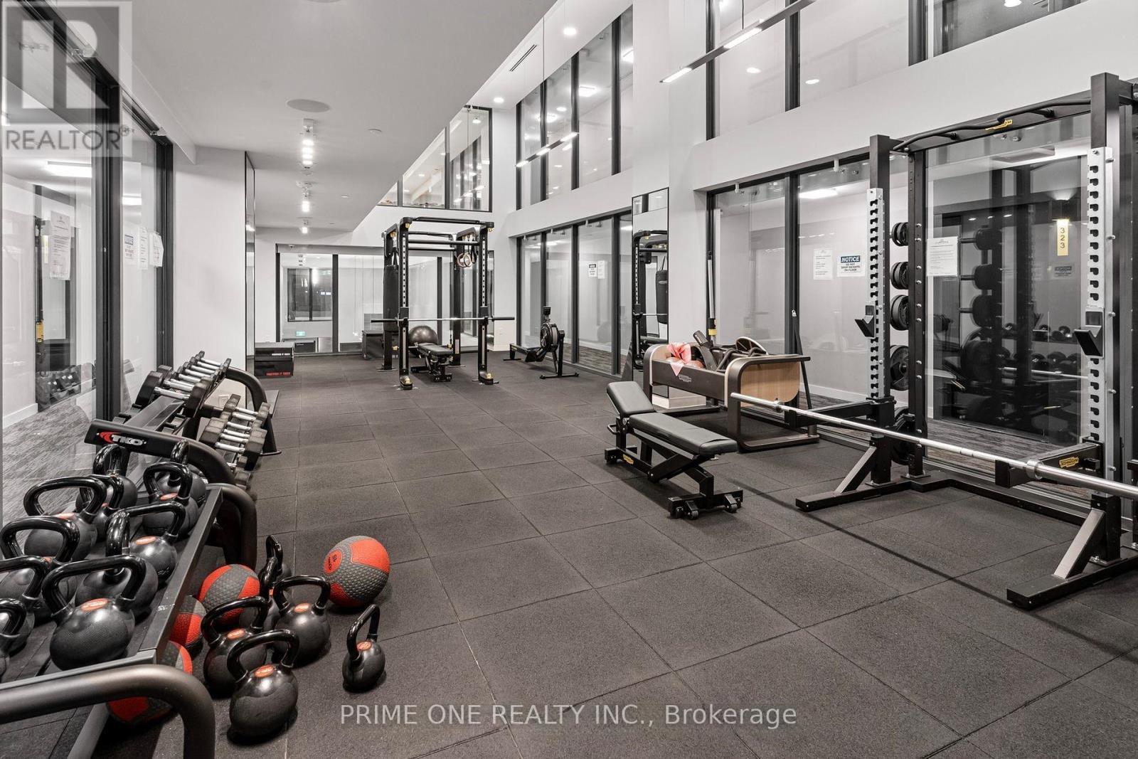 1114 - 158 Front Street E, Toronto, ON - Indoor Photo Showing Gym Room