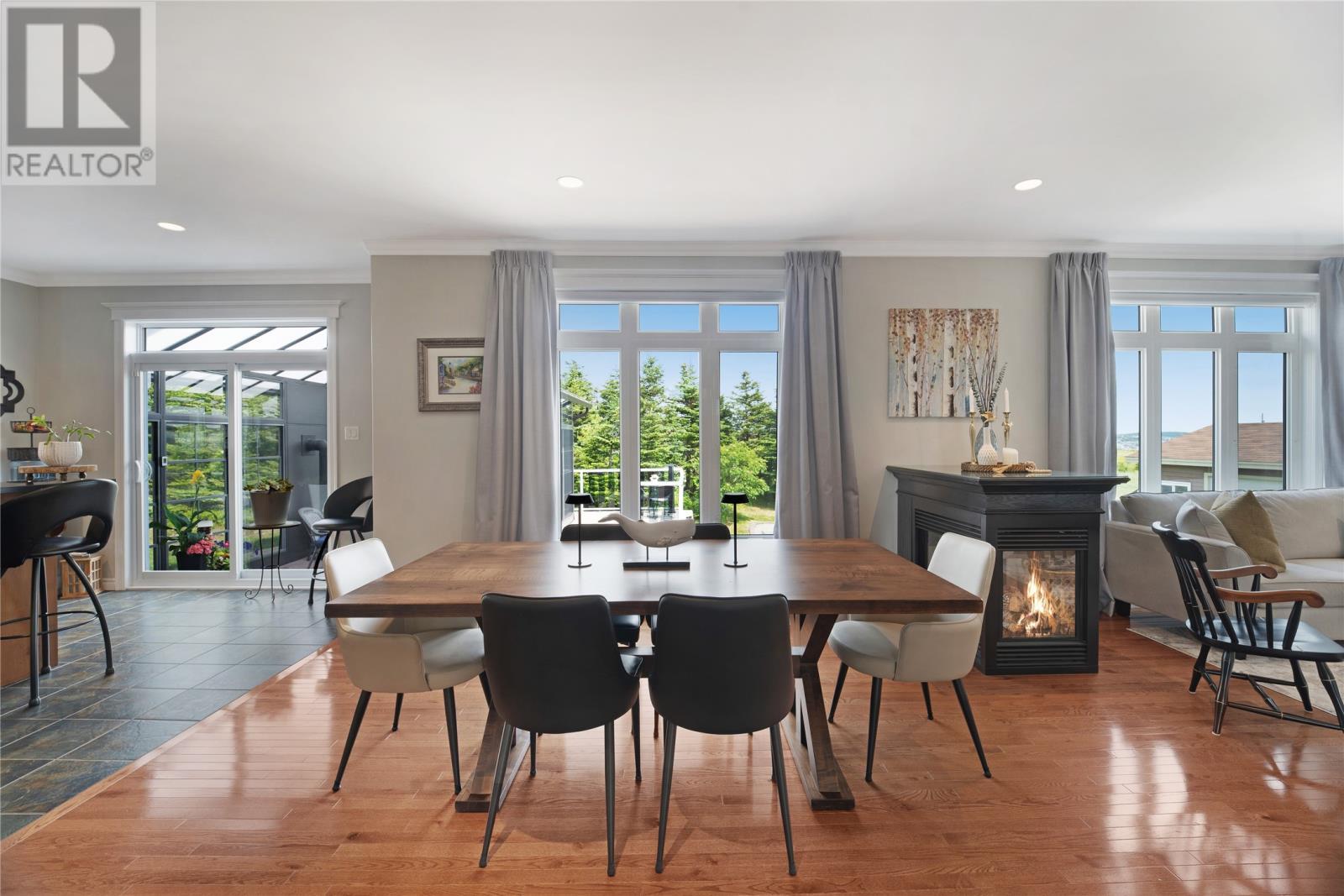 206 Summit Drive, Paradise, NL - Indoor Photo Showing Dining Room