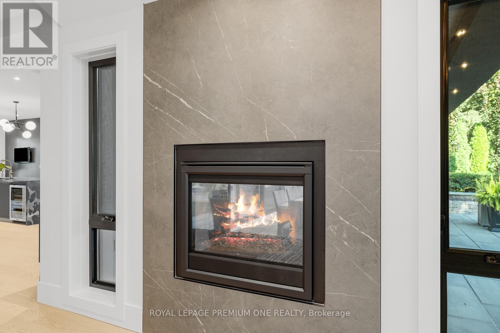 49 Norman Drive, King, ON - Indoor With Fireplace