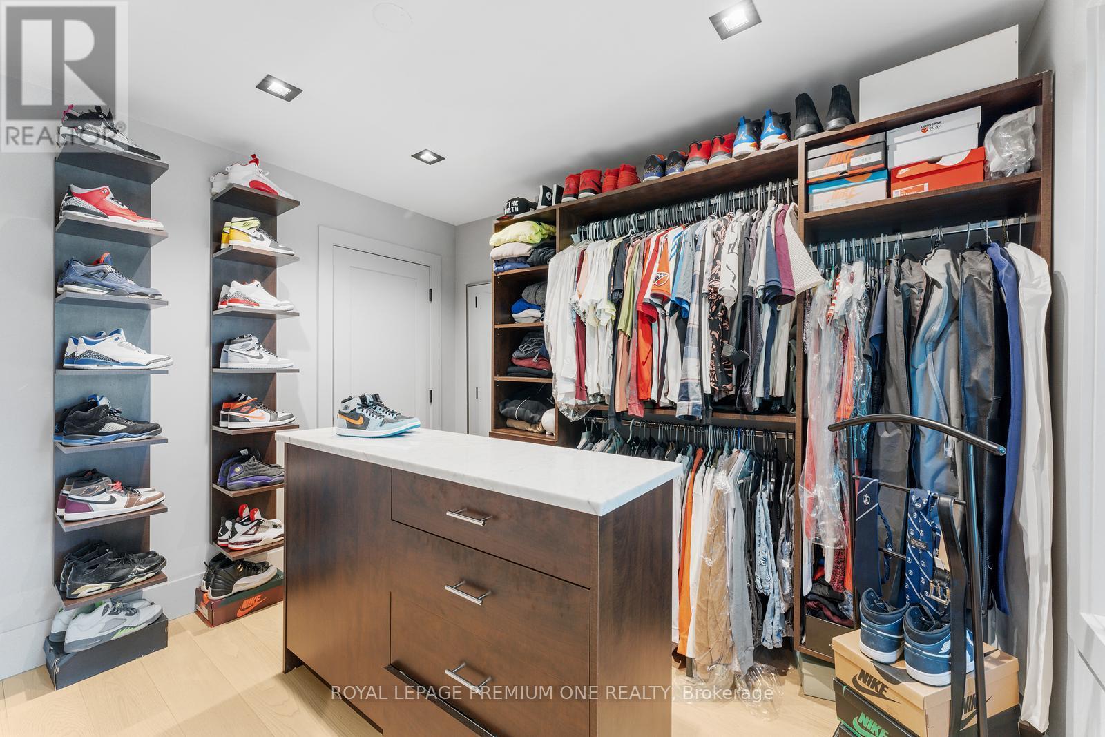 49 Norman Drive, King, ON - Indoor With Storage