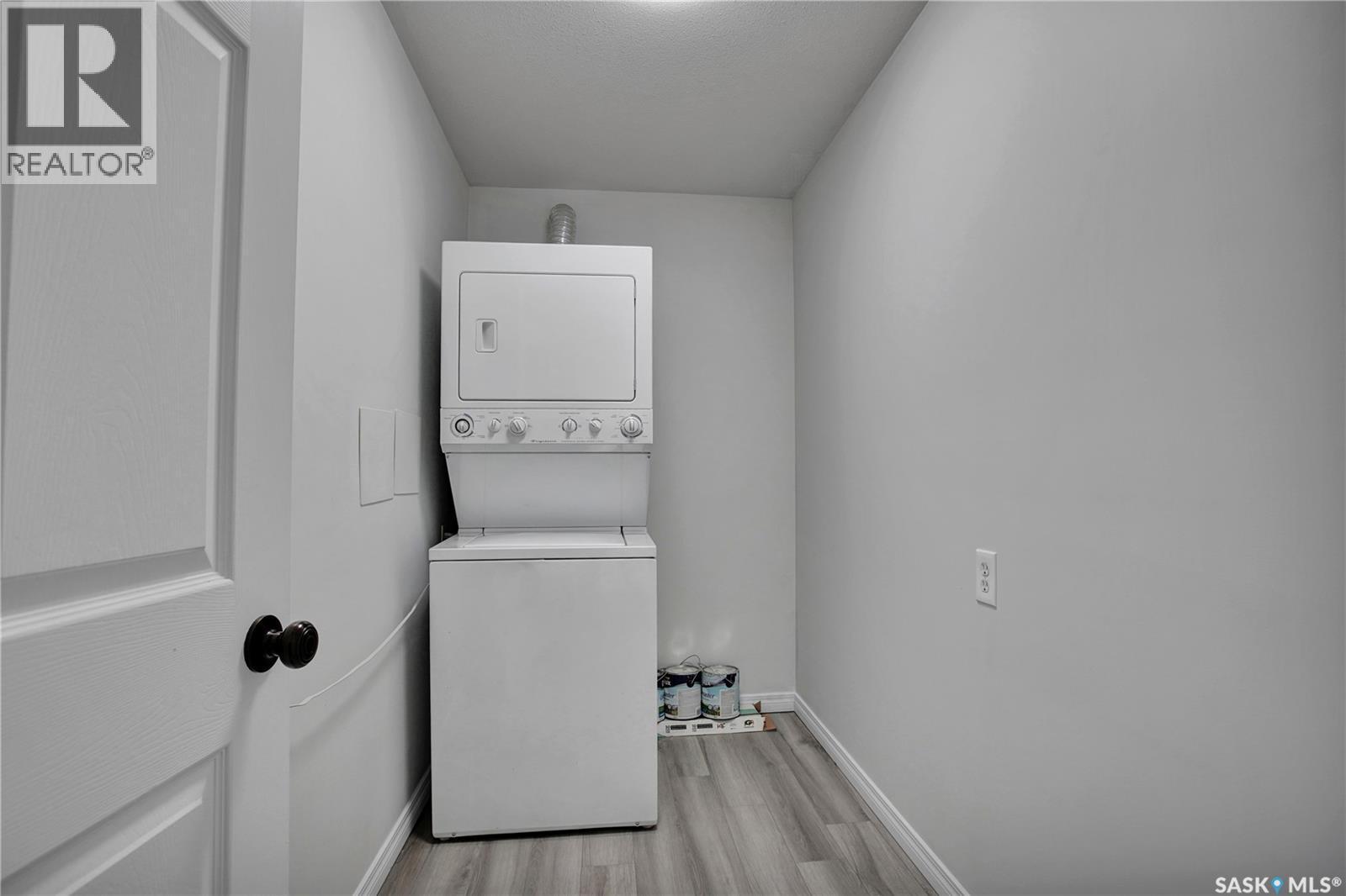 405 600 Centennial Boulevard, Warman, SK - Indoor Photo Showing Laundry Room