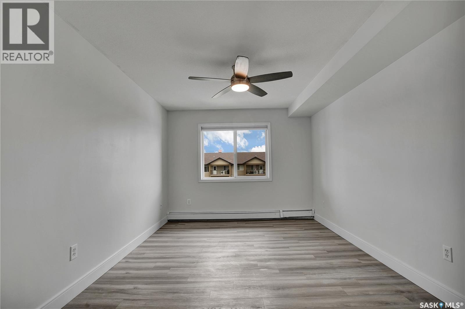 405 600 Centennial Boulevard, Warman, SK - Indoor Photo Showing Other Room
