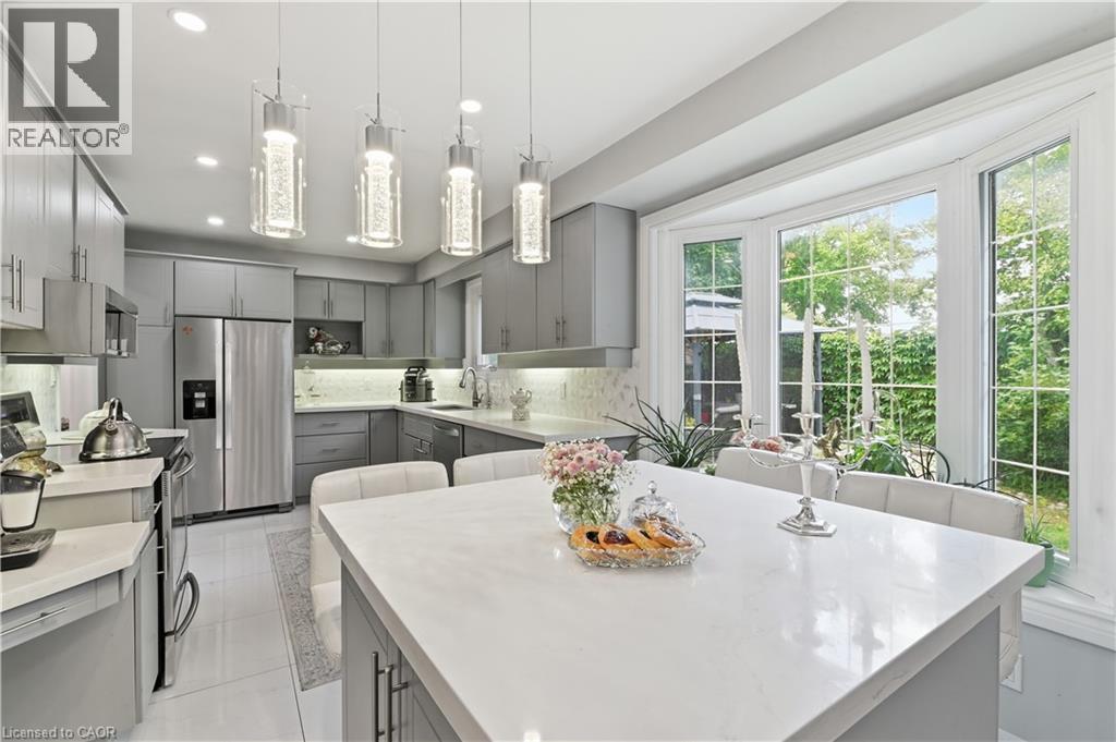 512 Hawthorne Crescent, Milton, ON - Indoor
