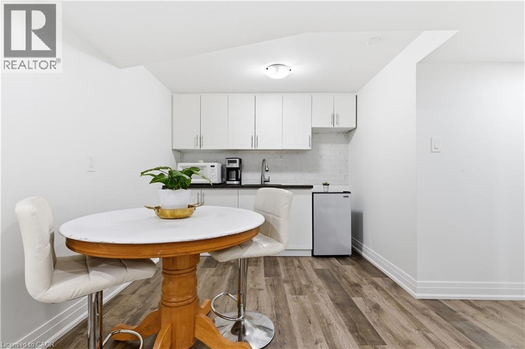 512 Hawthorne Crescent, Milton, ON - Indoor