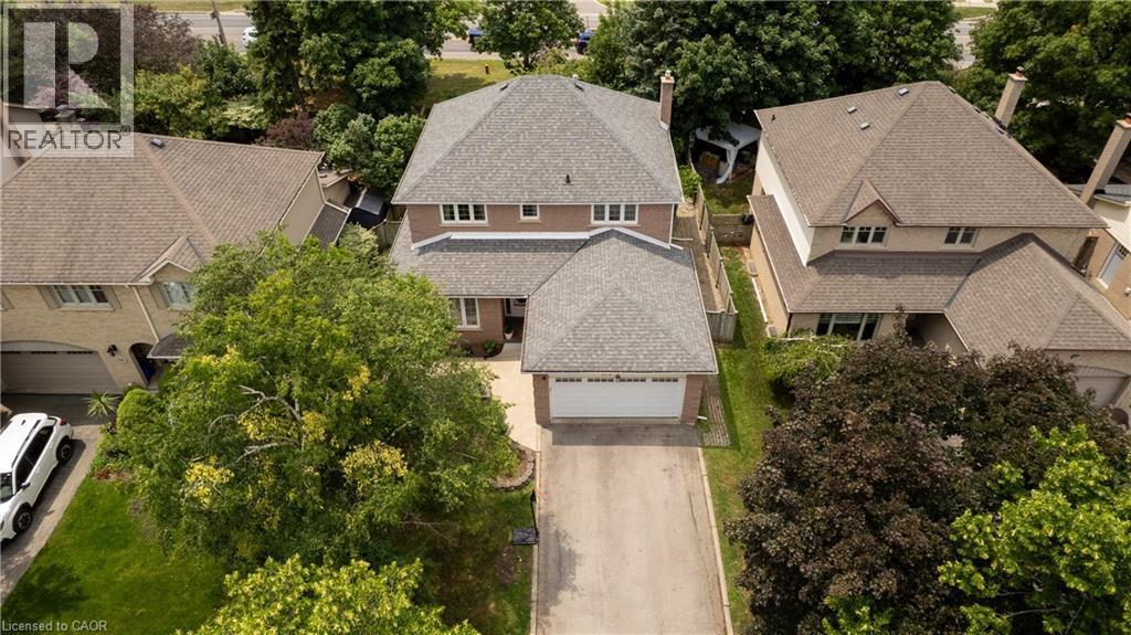 512 Hawthorne Crescent, Milton, ON - Outdoor