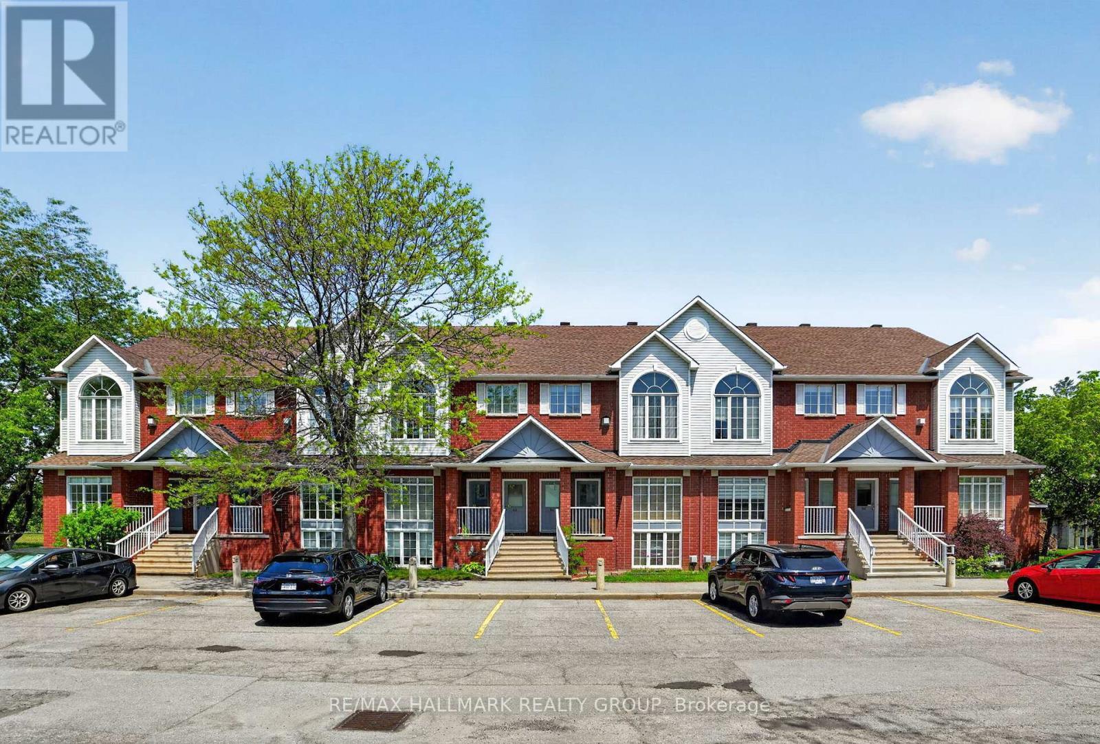 62 Briston Private, Ottawa, ON - Outdoor With Facade
