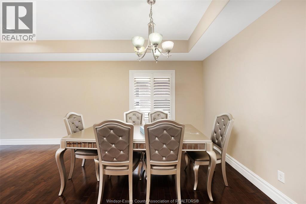 2988 Ruth, Windsor, ON - Indoor Photo Showing Dining Room