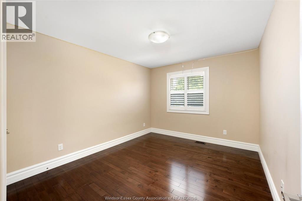 2988 Ruth, Windsor, ON - Indoor Photo Showing Other Room