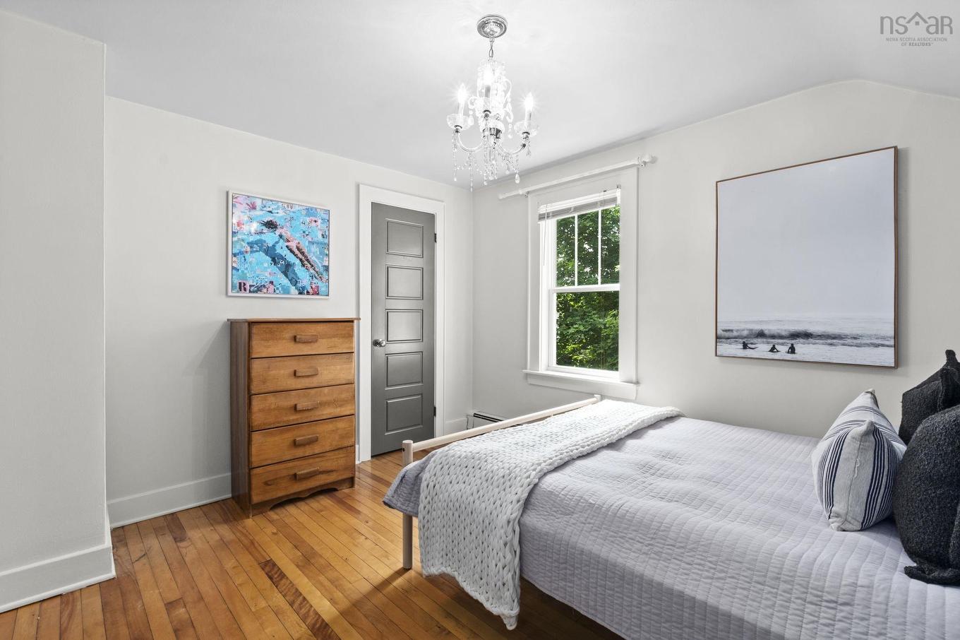 16 Lawnwood Avenue, Halifax, NS - Indoor Photo Showing Bedroom