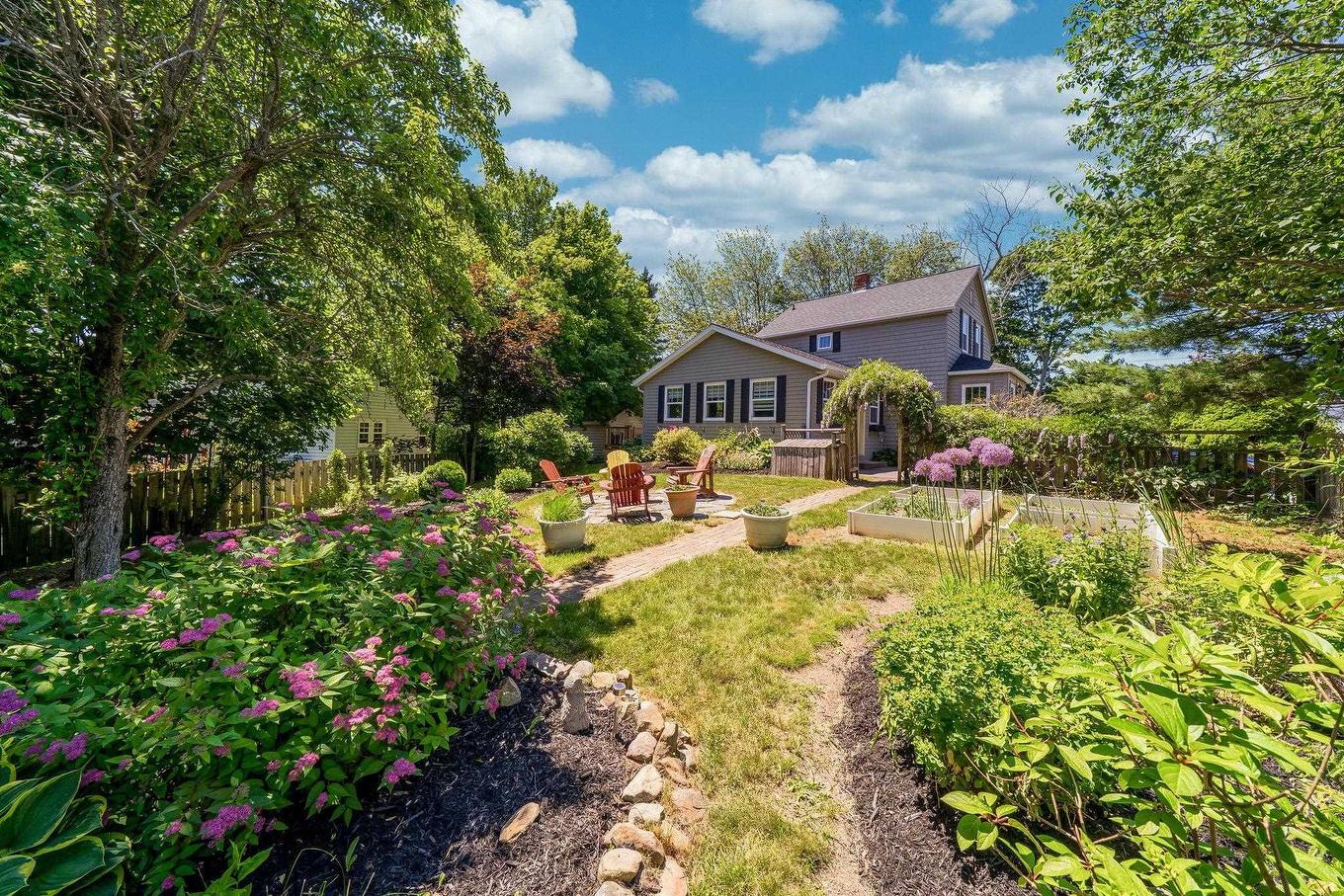 16 Lawnwood Avenue, Halifax, NS - Outdoor