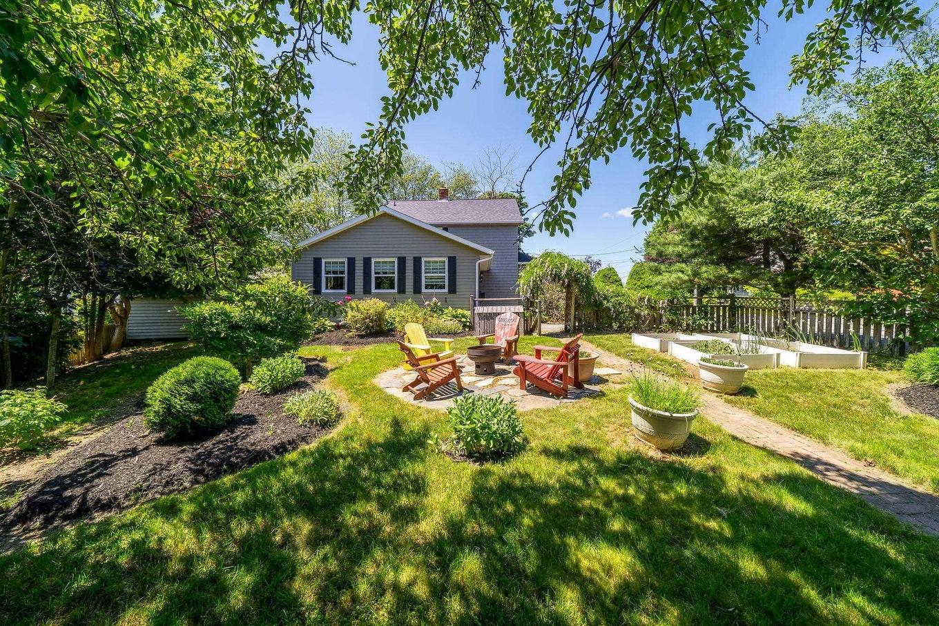 16 Lawnwood Avenue, Halifax, NS - Outdoor