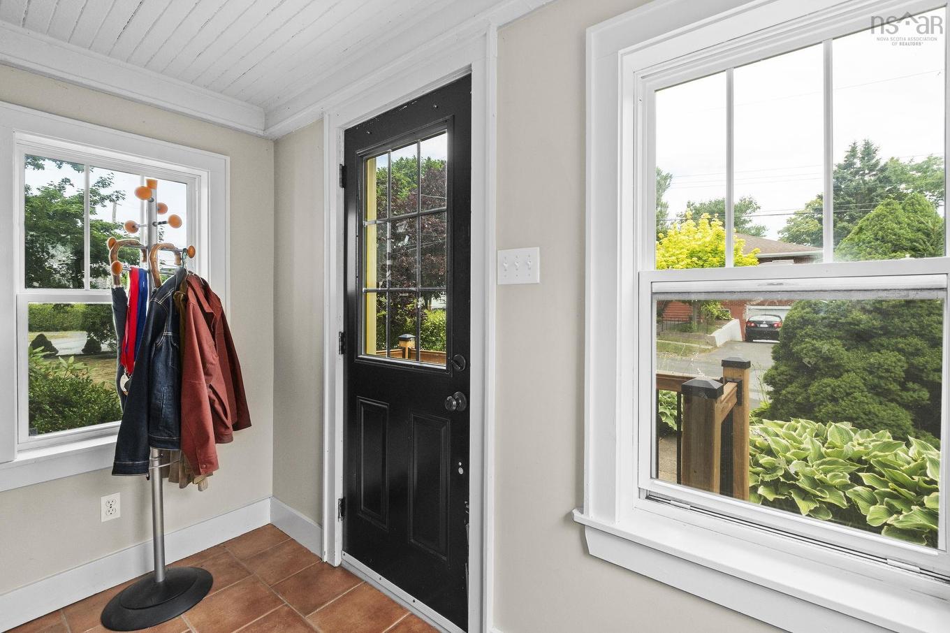 16 Lawnwood Avenue, Halifax, NS - Indoor Photo Showing Other Room