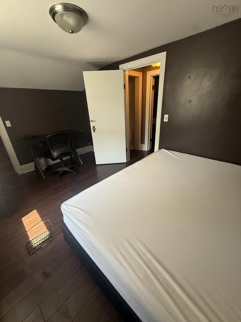 114 Hawthorne Street, Antigonish, NS - Indoor Photo Showing Bedroom