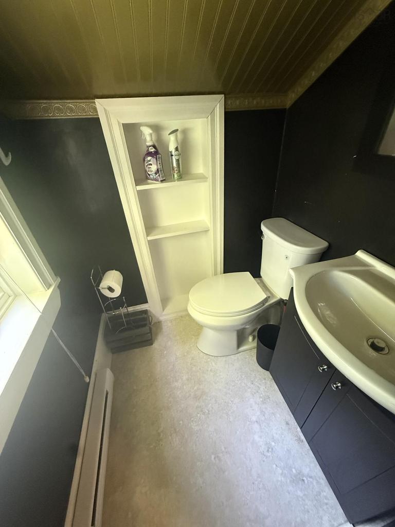 114 Hawthorne Street, Antigonish, NS - Indoor Photo Showing Bathroom