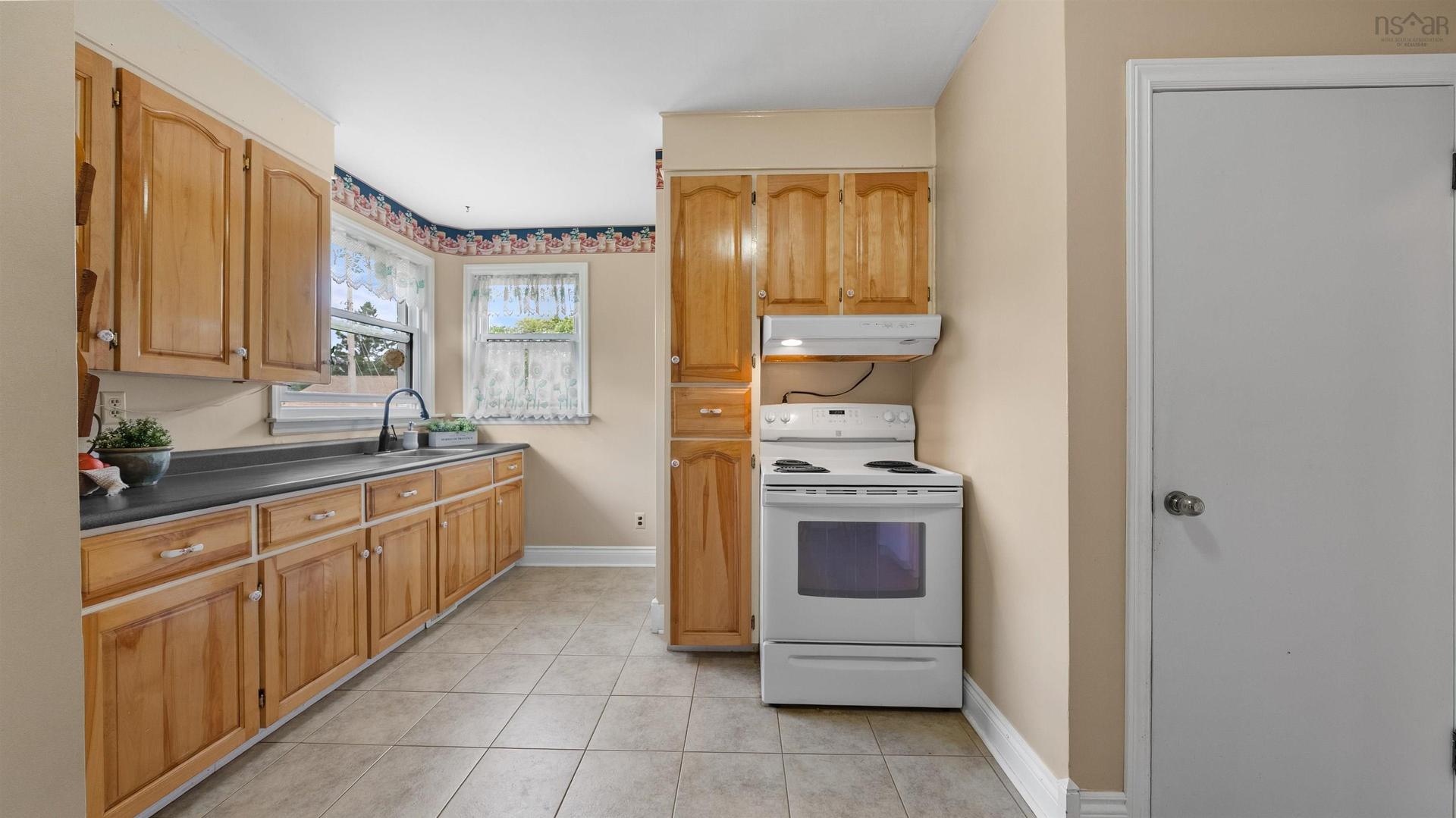 14 Birchfield Crescent, Spryfield, NS