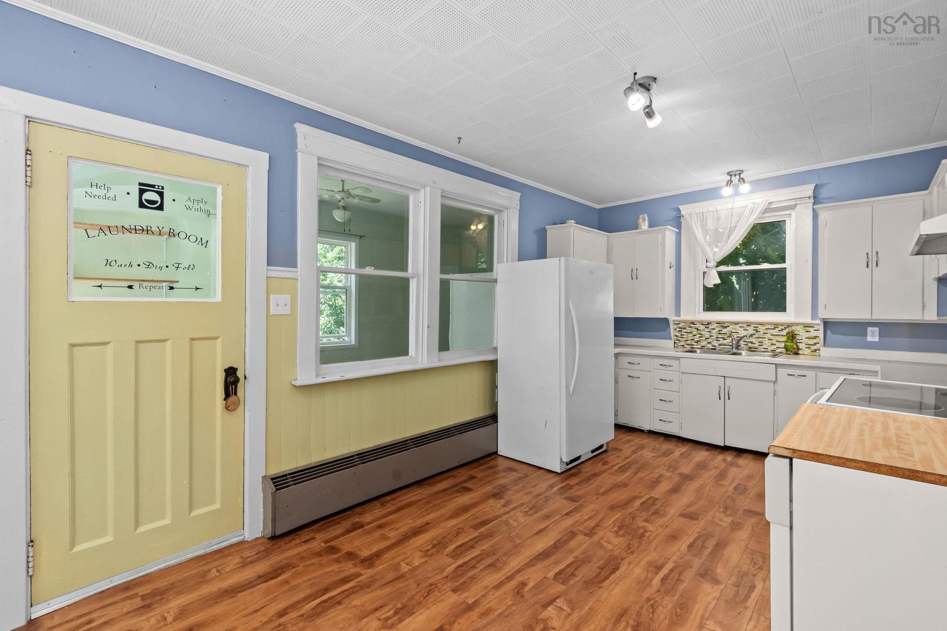 475 Albert Street, Windsor, NS - Indoor Photo Showing Kitchen