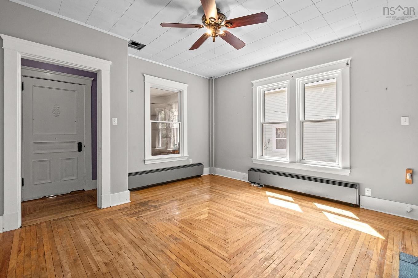 475 Albert Street, Windsor, NS - Indoor Photo Showing Other Room