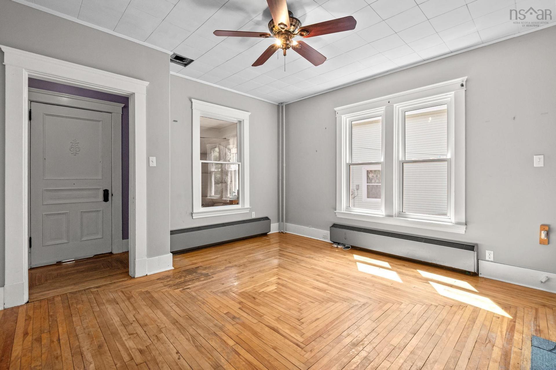 475 Albert Street, Windsor, NS - Indoor Photo Showing Other Room