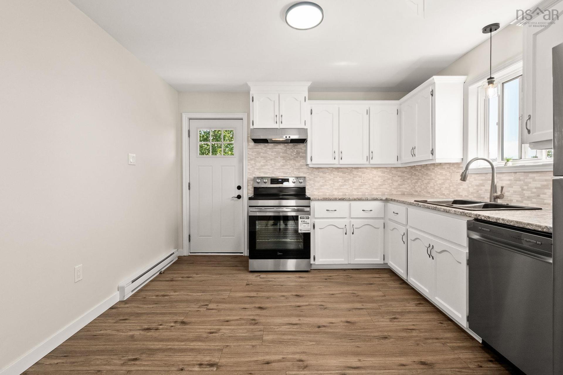 9 Deyoung Drive, Eastern Passage, NS - Indoor Photo Showing Kitchen
