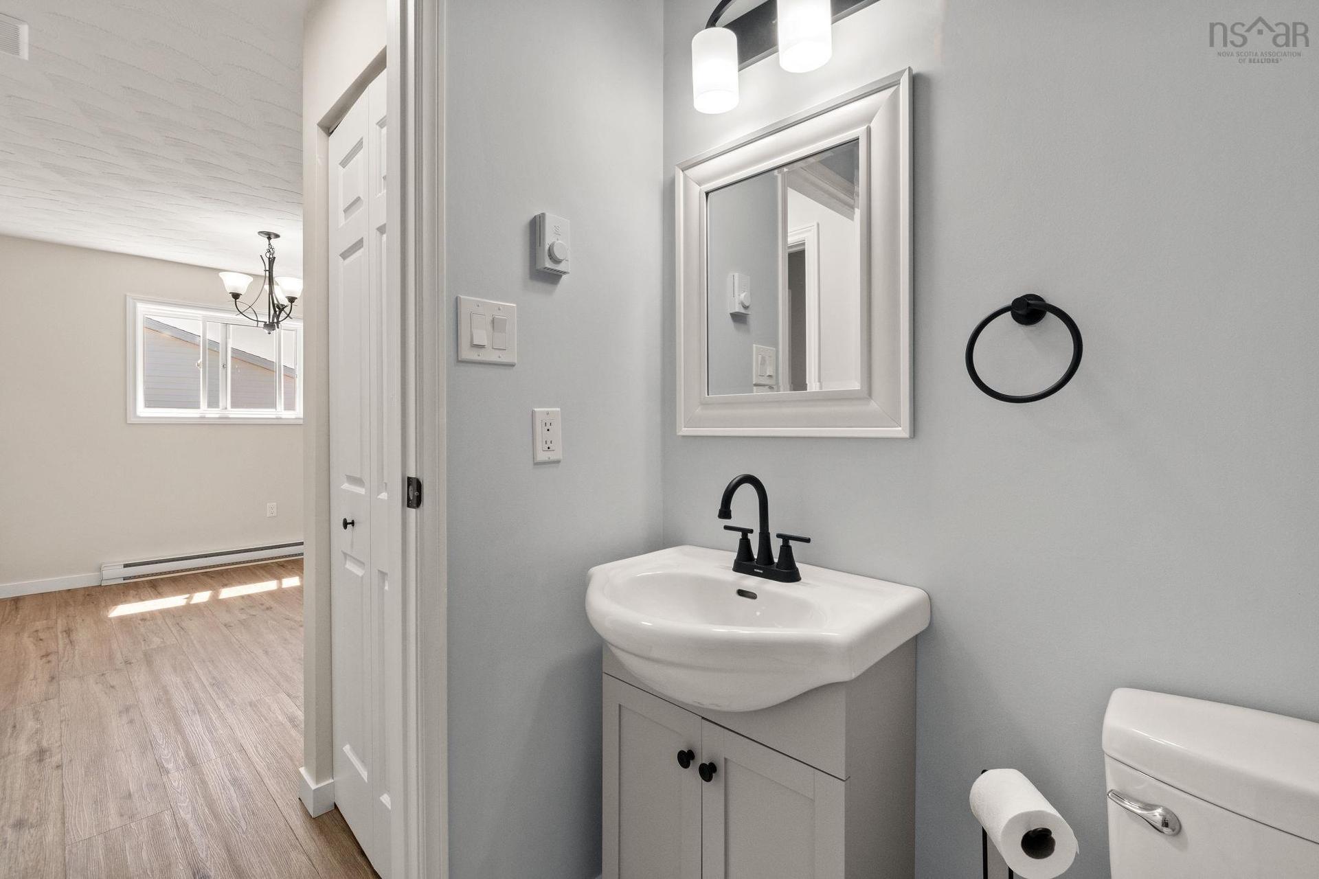 9 Deyoung Drive, Eastern Passage, NS - Indoor Photo Showing Bathroom