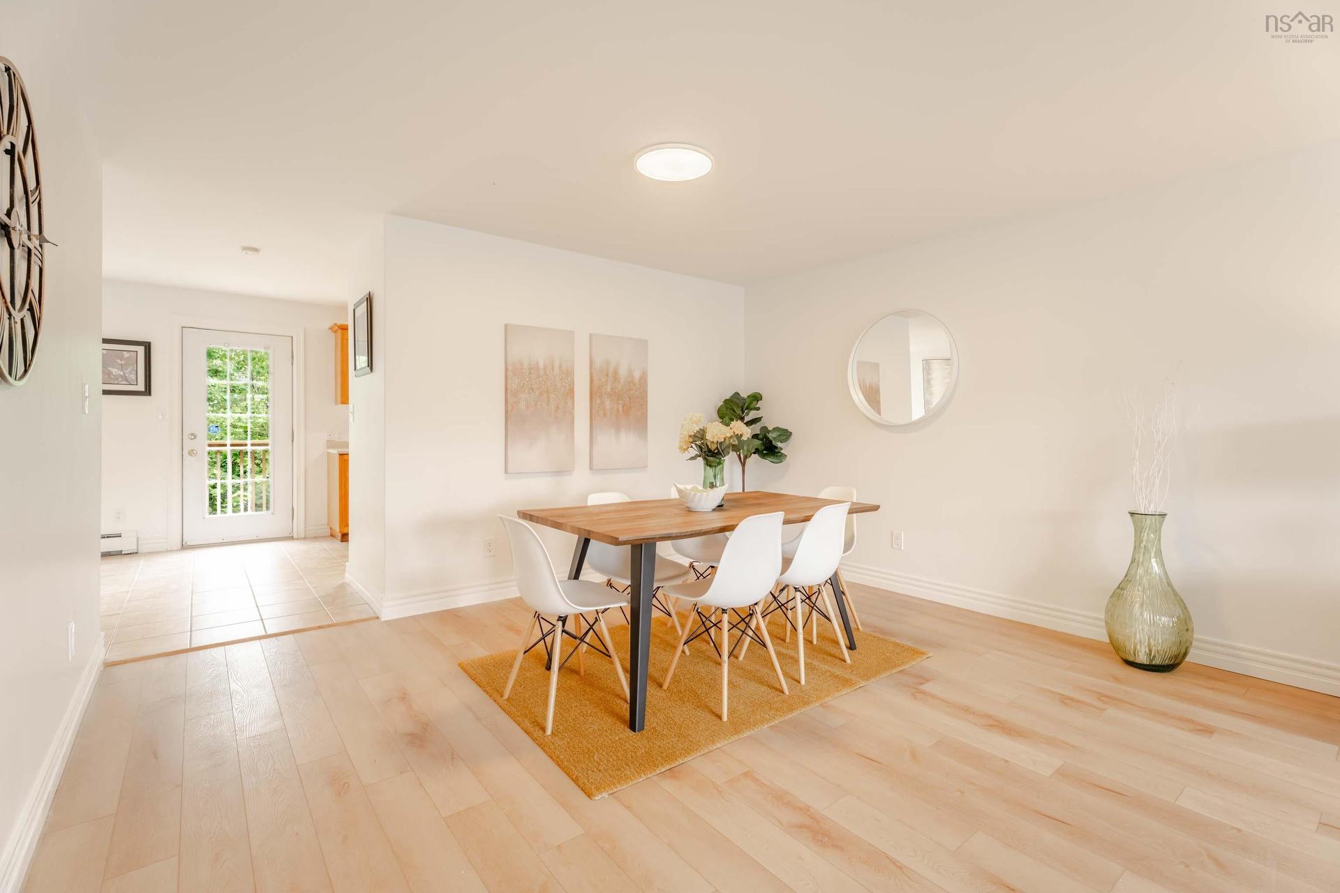 560 Parkland Drive, Halifax, NS - Indoor Photo Showing Dining Room