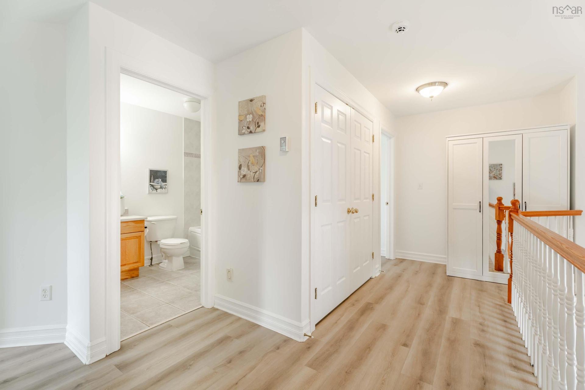 560 Parkland Drive, Halifax, NS - Indoor