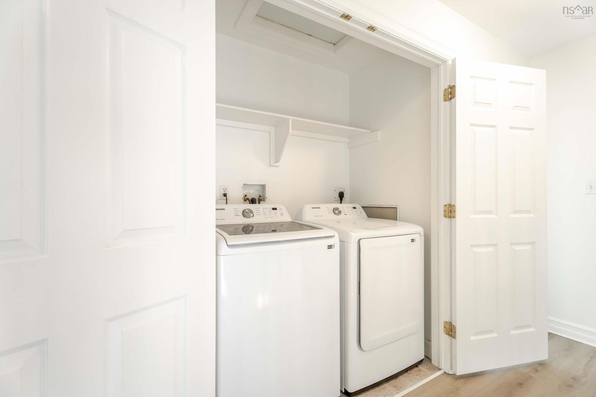 560 Parkland Drive, Halifax, NS - Indoor Photo Showing Laundry Room