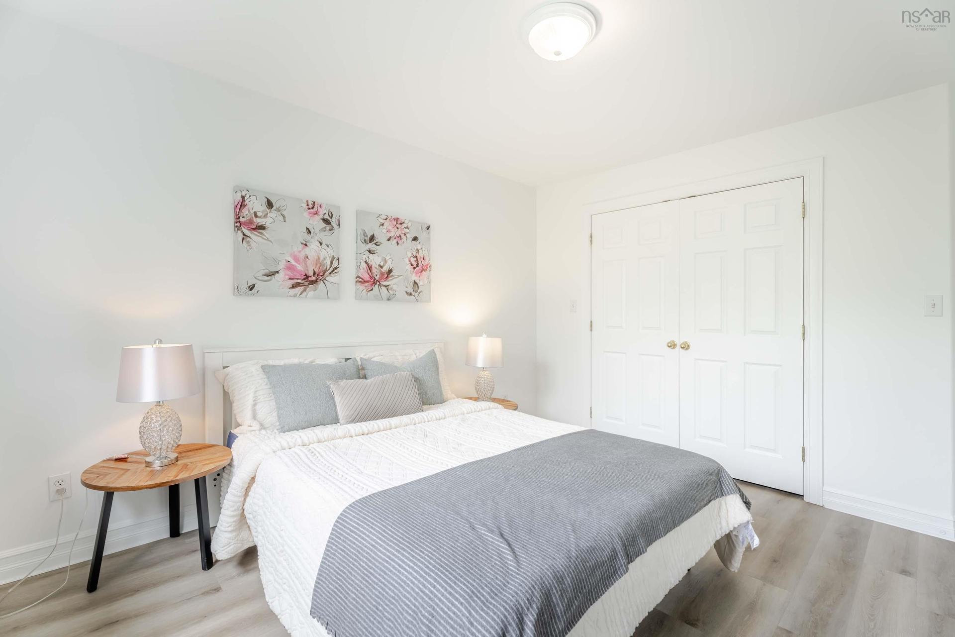 560 Parkland Drive, Halifax, NS - Indoor Photo Showing Bedroom