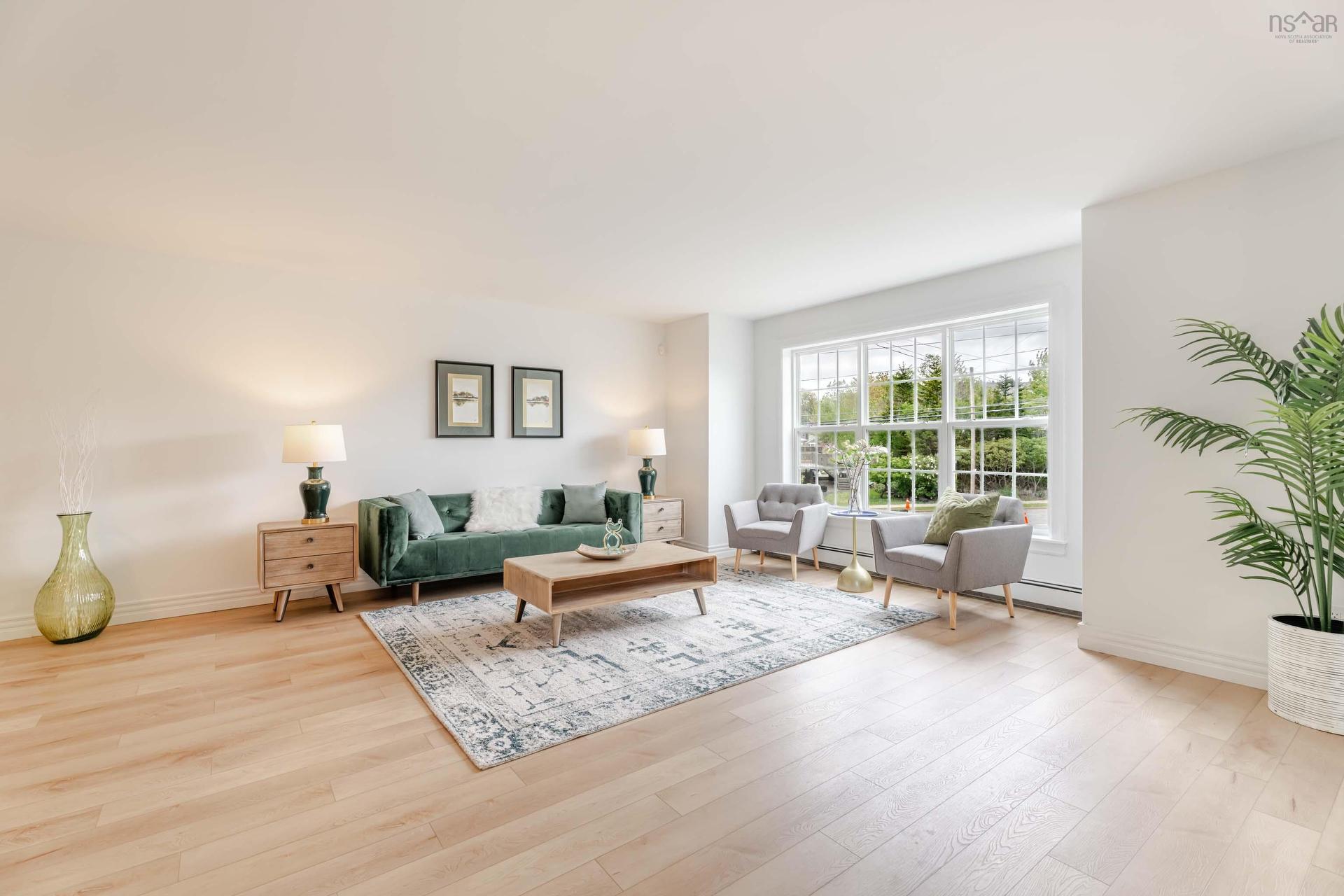 560 Parkland Drive, Halifax, NS - Indoor Photo Showing Living Room