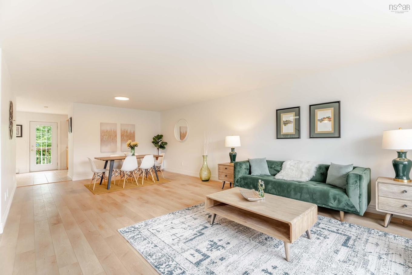 560 Parkland Drive, Halifax, NS - Indoor Photo Showing Living Room