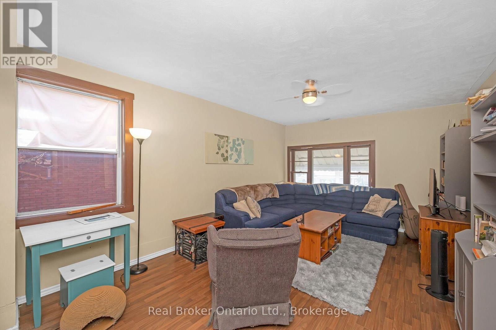 122 King Street, Brant (Burford), ON
