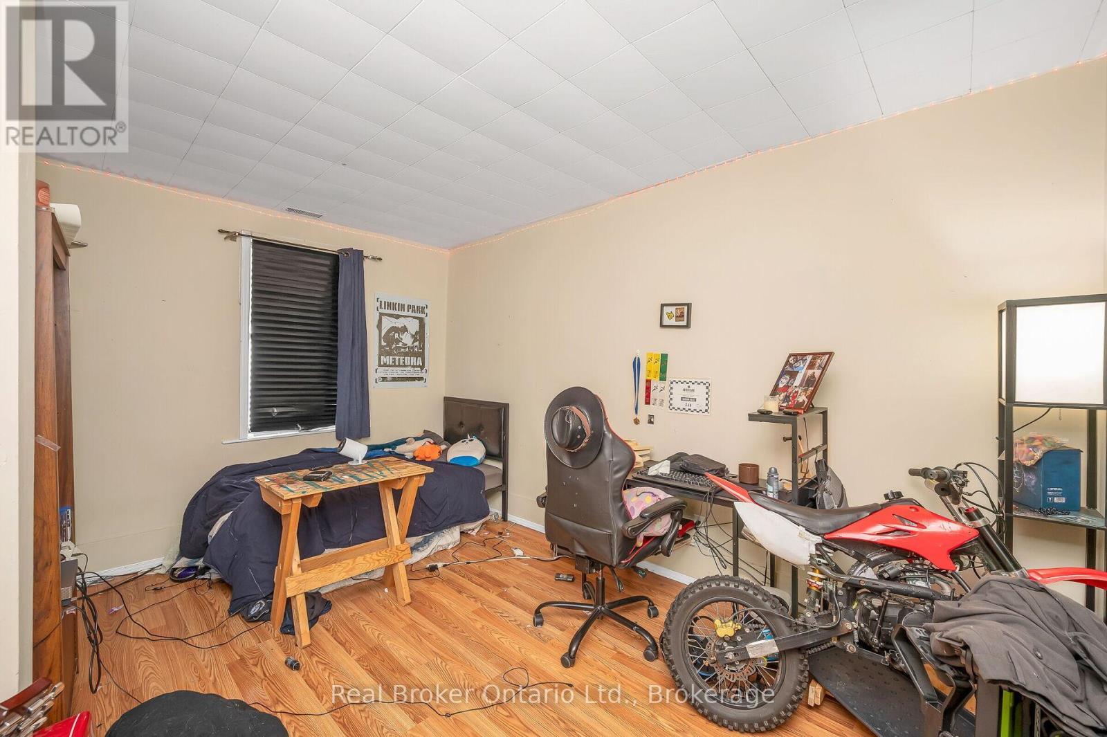 122 King Street, Brant (Burford), ON