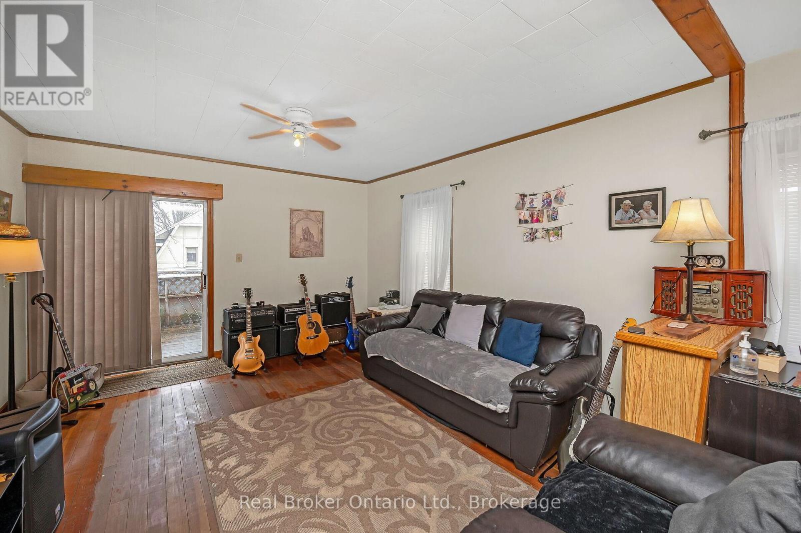 122 King Street, Brant (Burford), ON