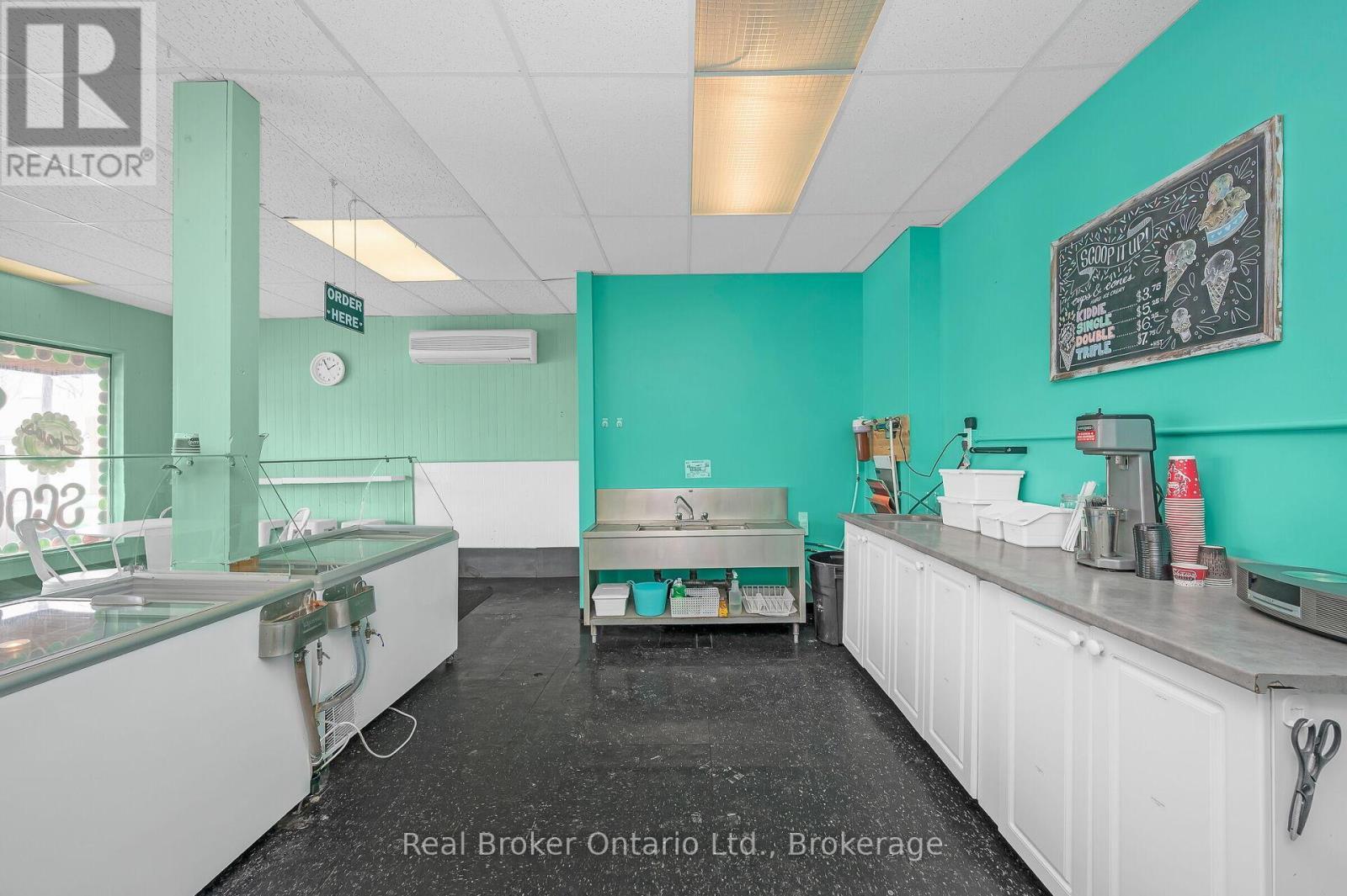 122 King Street, Brant (Burford), ON