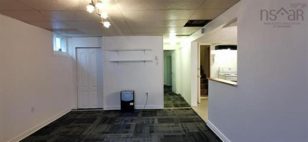 34 Hilden Drive, Halifax, NS - Indoor