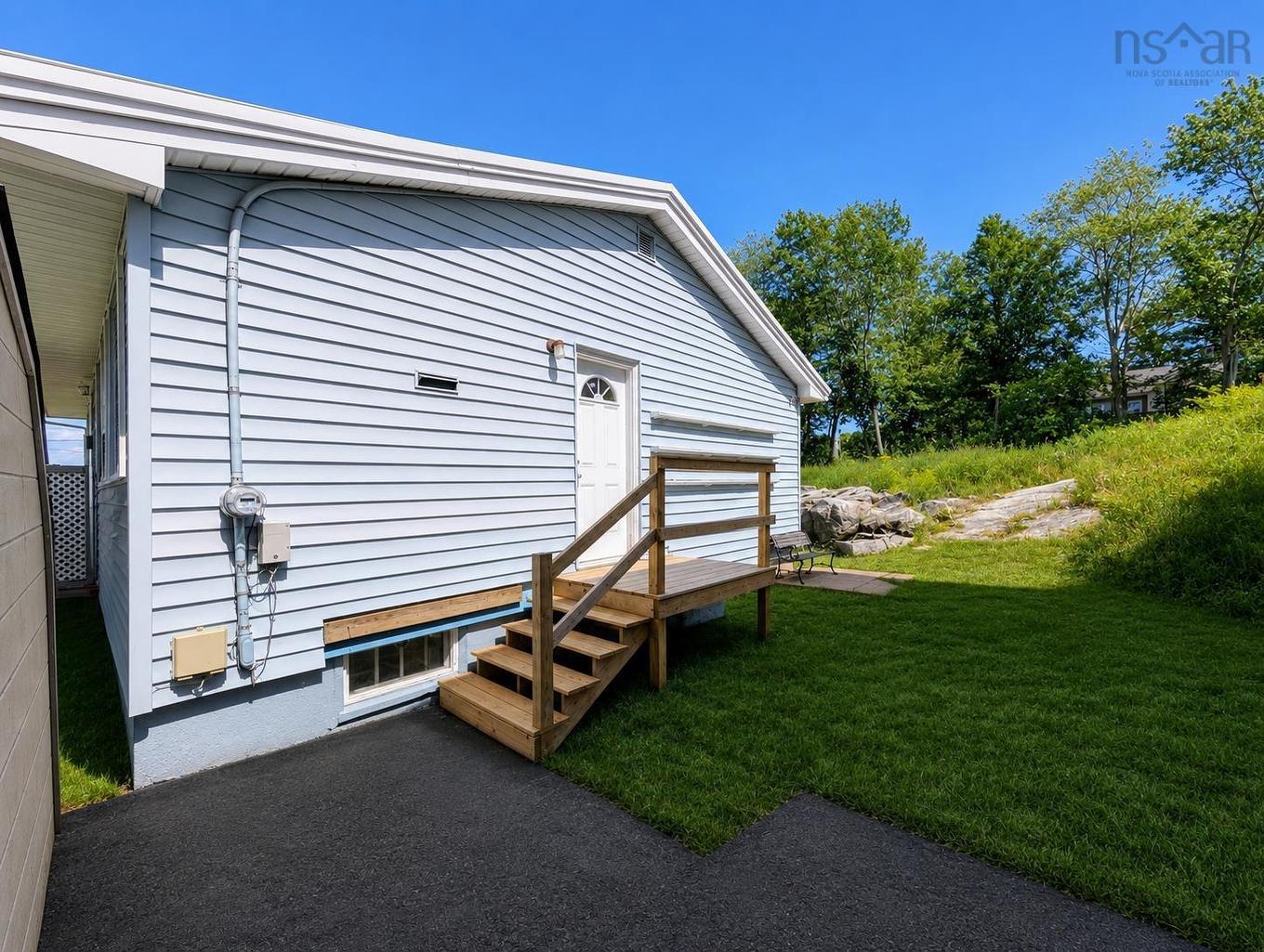 34 Hilden Drive, Halifax, NS - Outdoor