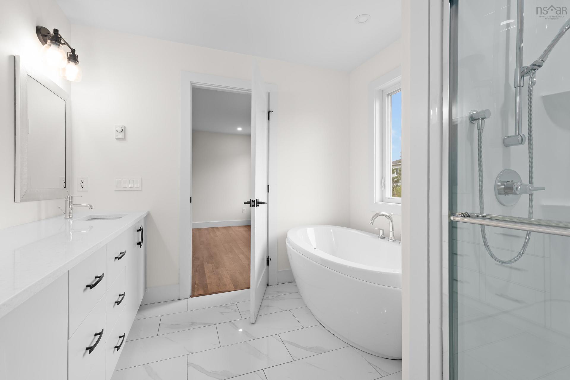36 Innsbrook Way, Bedford, NS - Indoor Photo Showing Bathroom