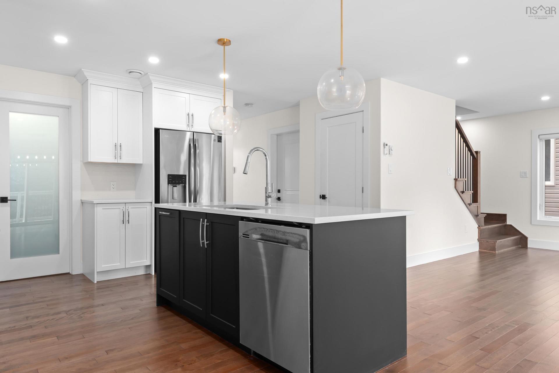 36 Innsbrook Way, Bedford, NS - Indoor Photo Showing Kitchen With Upgraded Kitchen